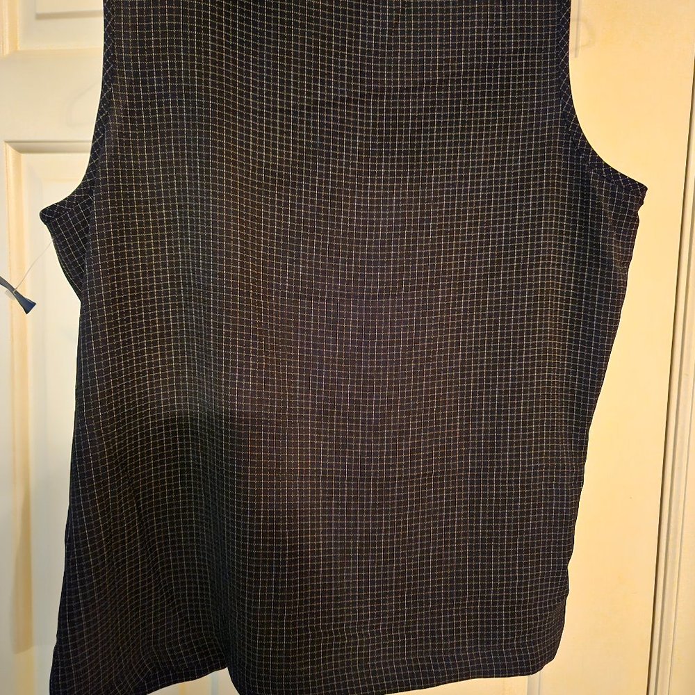 Field Manor Top. Size 10